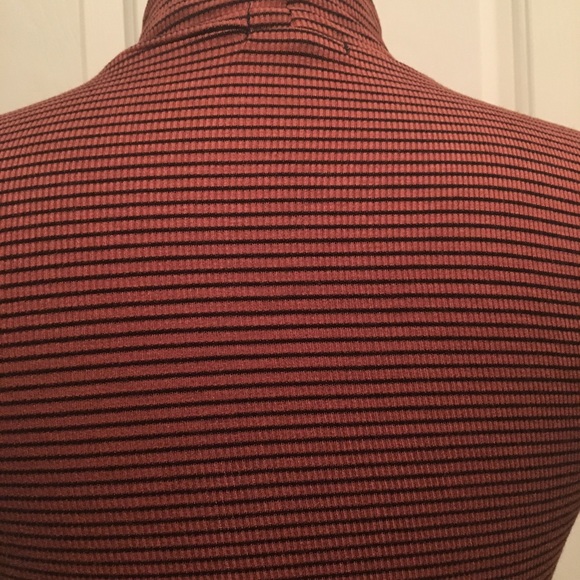 Striped short sleeve bodysuit - Picture 4 of 4